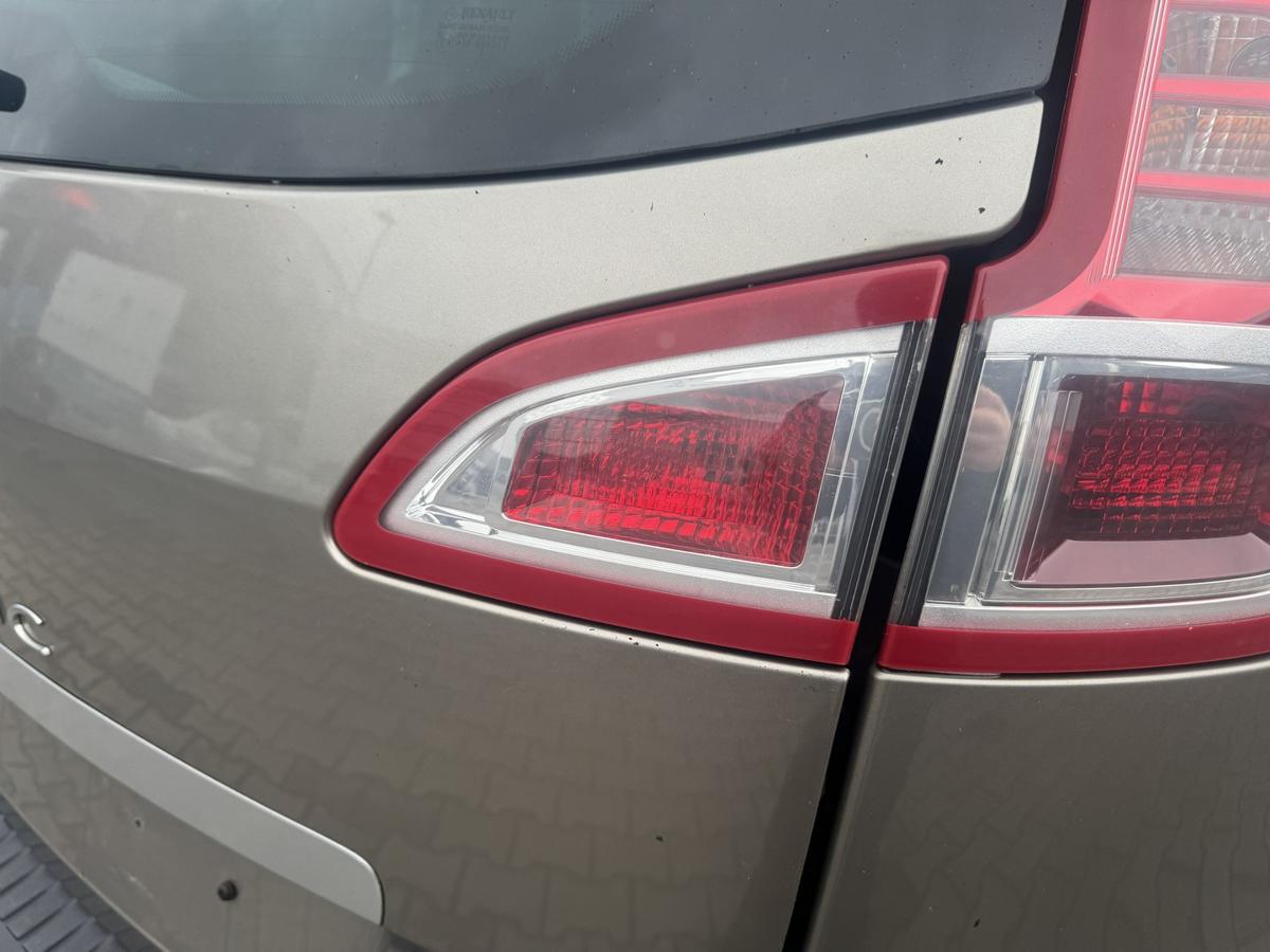Renault Scenic 3 original R&uuml;cklicht R&uuml;ckleuchte Schlussleuchte innen rechts Heckklappe Bj.2009